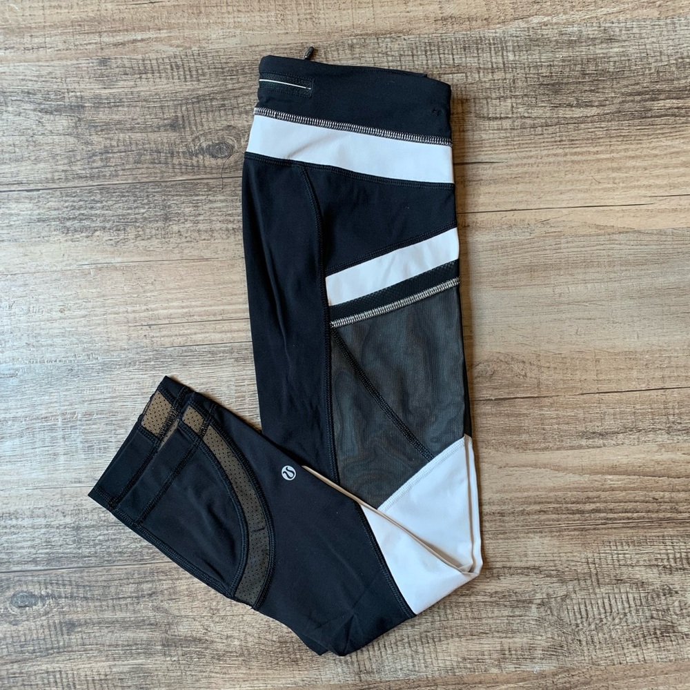 Lululemon pace rival crop mid rise